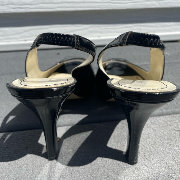 *5/$20 or 3/$15* Black Leather Sling Back Open Toe Heels - Picture 4 of 8